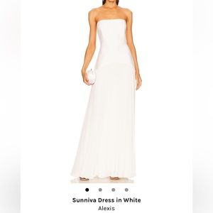 Alexis Sunniva Dress in White